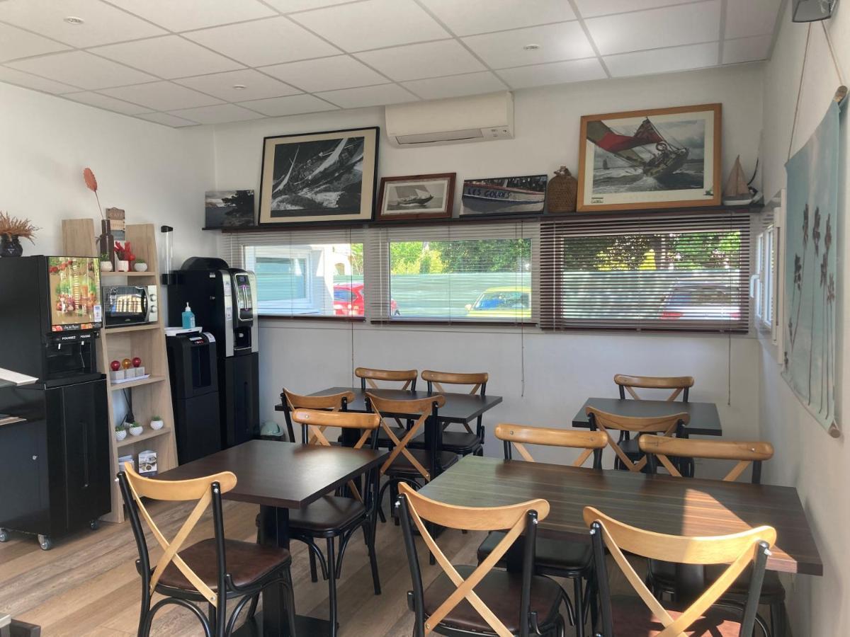 Contact Hotel Marseille Aubagne La Penne-sur-Huveaune Екстер'єр фото